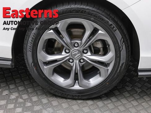 Used 2023 Honda Accord EX image 31