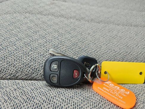 Used 2018 Chevrolet Express 3500 w/ Power Convenience Package image 37