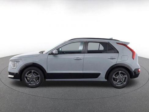 Used 2025 Kia K4 FWD image 4