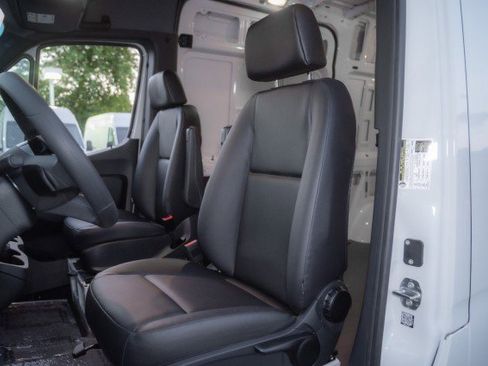 New 2025 Mercedes-Benz Sprinter 2500 image 13