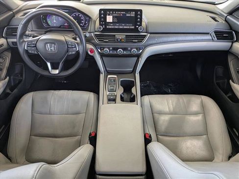 Used 2019 Honda Accord Touring image 16