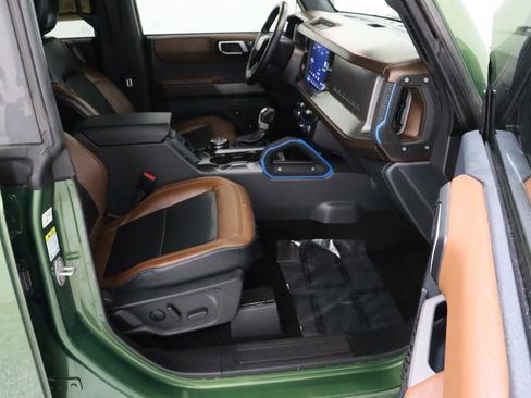 Used 2023 Ford Bronco Outer Banks image 40