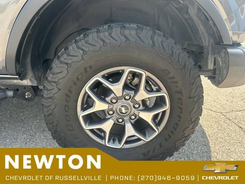 Used 2024 Ford Bronco Badlands AWD/4WD image 47