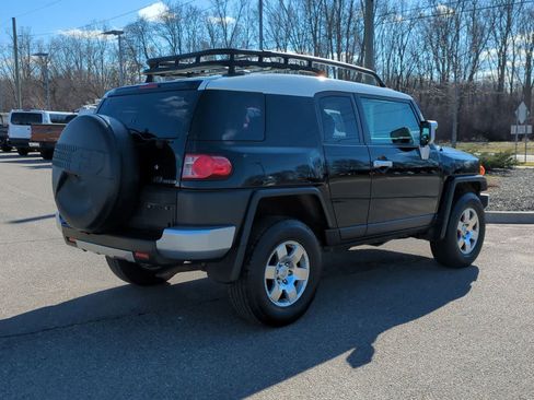 Used 2010 Toyota FJ Cruiser 4WD image 8
