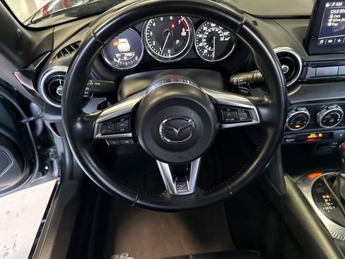 Used 2018 MAZDA MX-5 Miata RF Grand Touring image 13