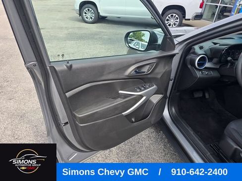 Used 2024 Chevrolet Trax LS w/ Driver Confidence Package FWD image 12