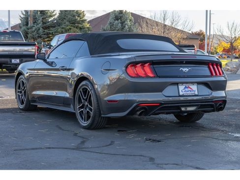 Used 2020 Ford Mustang Premium image 5