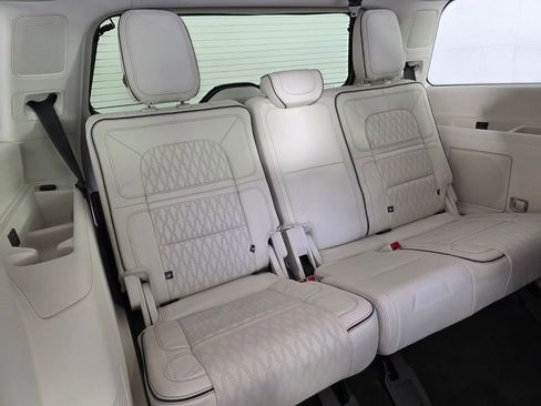 Used 2023 Lincoln Navigator Black Label AWD/4WD image 28