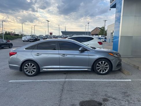 Used 2017 Hyundai Sonata Limited image 8
