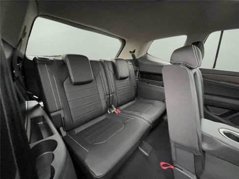 New 2026 Volkswagen Atlas SEL image 23