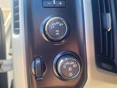 Used 2018 GMC Sierra 1500 SLT w/ SLT Premium Package AWD/4WD image 24