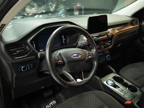 Used 2024 Ford Escape Active FWD image 10