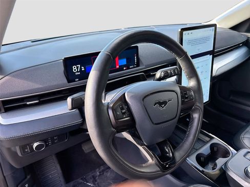 Used 2021 Ford Mustang Mach-E Select w/ Comfort/Technology Package AWD/4WD image 9