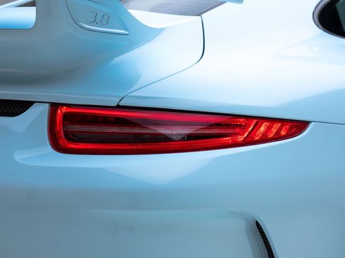 Used 2015 Porsche 911 GT3 w/ Sound Package Plus image 30