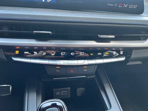 Used 2024 Cadillac XT4 Sport FWD image 14