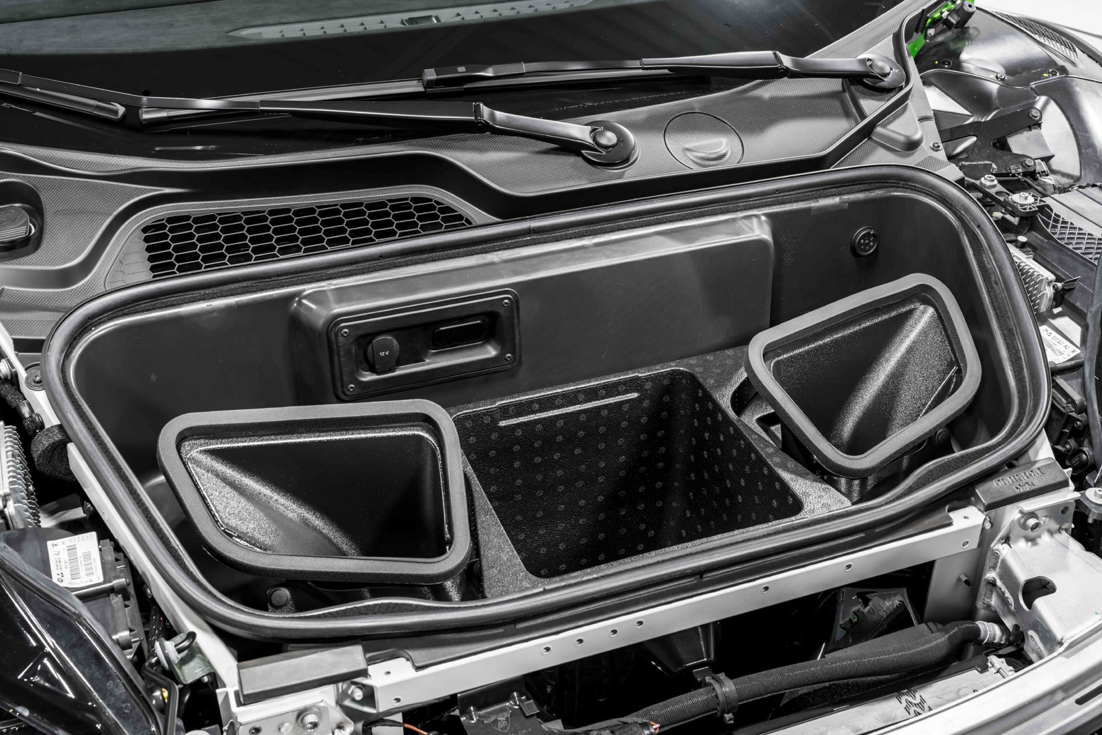 Used 2023 Lamborghini Huracan STO RWD image 45