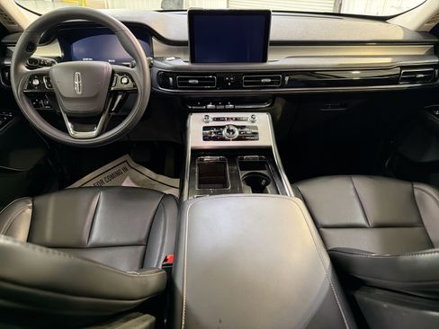 Used 2024 Lincoln Aviator 2WD image 22