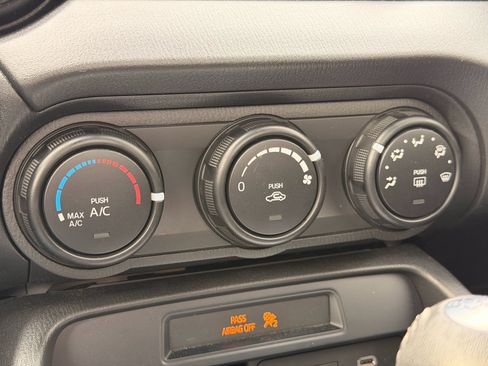 Used 2024 MAZDA MX-5 Miata Sport w/ Appearance Package image 23