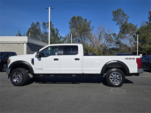 Used 2020 Ford F250 XLT image 7