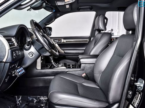 Used 2021 Lexus GX 460 Premium w/ Premium Plus Package image 18