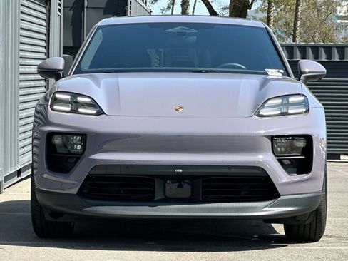 Certified 2024 Porsche Macan 4 Electric AWD/4WD image 11