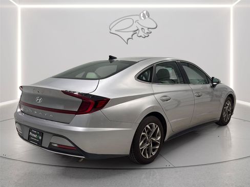 Used 2023 Hyundai Sonata SEL FWD image 6