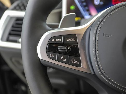 Used 2026 BMW X5 xDrive50e w/ M Sport Package image 12