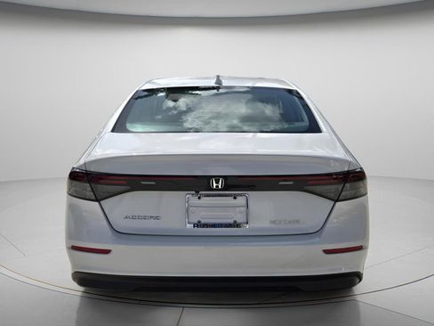 Certified 2024 Honda Accord LX image 6