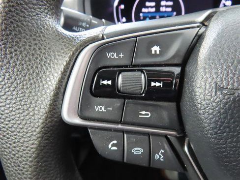 Used 2020 Honda Accord EX image 23