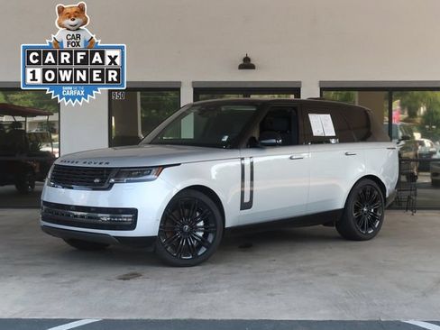 Used 2025 Land Rover Range Rover SE AWD/4WD image 1