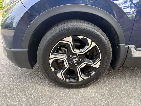 Used 2018 Honda CR-V Touring image 10