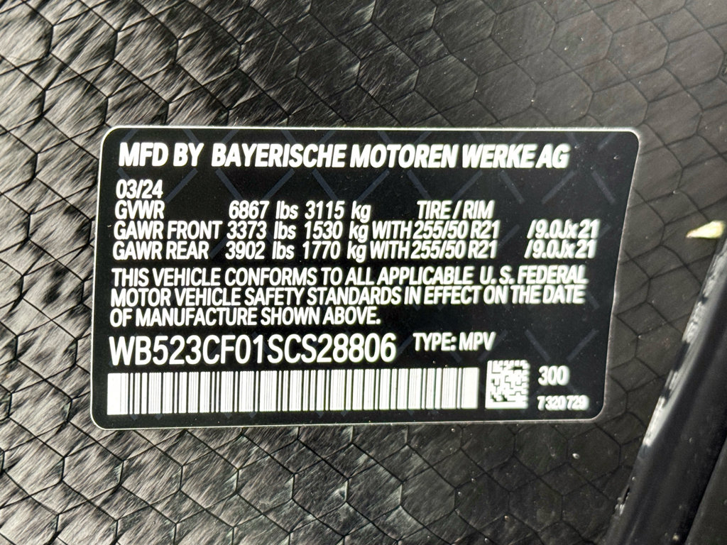 Used 2025 BMW iX xDrive50 w/ Sport Package AWD/4WD image 25