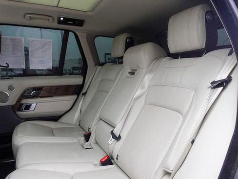 Used 2019 Land Rover Range Rover HSE image 25