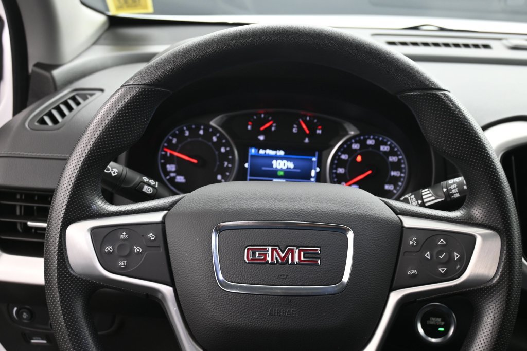Certified 2022 GMC Terrain SLE w/ Driver Convenience Package AWD/4WD image 9