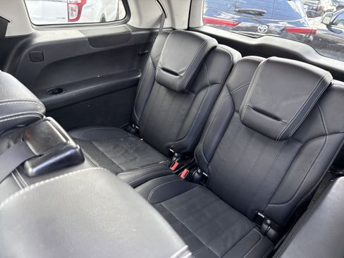 Used 2013 Mercedes-Benz GL 450 4MATIC image 8