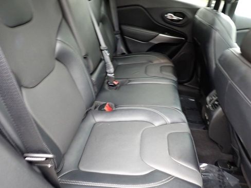 Certified 2022 Jeep Cherokee Latitude Lux w/ Sun & Sound Group image 15