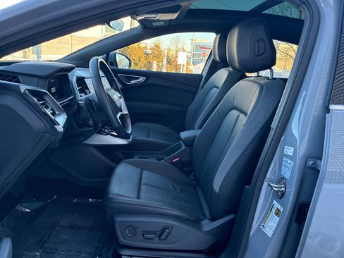 Used 2023 Audi Q4 e-tron Premium Plus w/ Premium Plus image 11