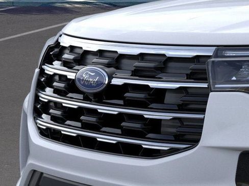 New 2026 Ford Explorer Active w/ Active Comfort Package image 17