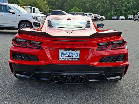 Used 2025 Chevrolet Corvette Z06 RWD image 5