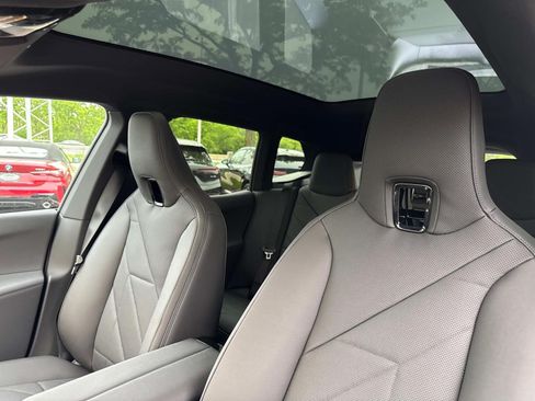 New 2026 BMW iX xDrive60 AWD/4WD image 31