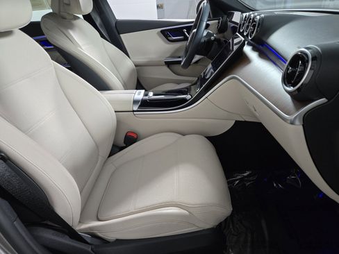 Used 2022 Mercedes-Benz C 300 Sedan image 3
