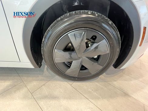 New 2026 Toyota Prius LE image 21