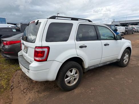 Used 2010 Ford Escape XLT FWD image 4