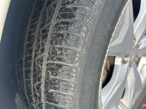 Used 2015 Subaru Forester 2.5i Premium w/ All-Weather Package image 4