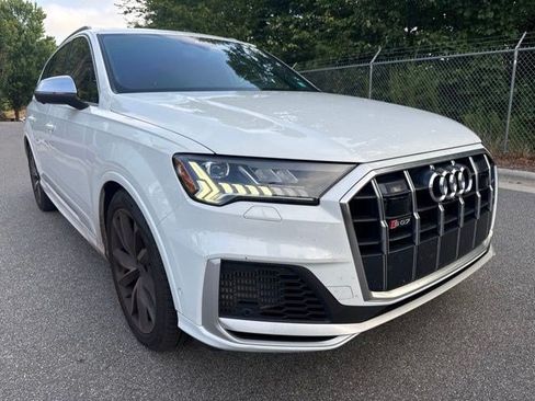 Used 2021 Audi SQ7 Premium Plus w/ Driver Assistance Package AWD/4WD image 3