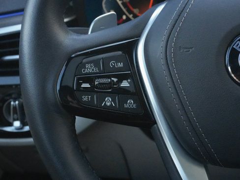 Certified 2023 BMW 540i w/ Premium Package image 11