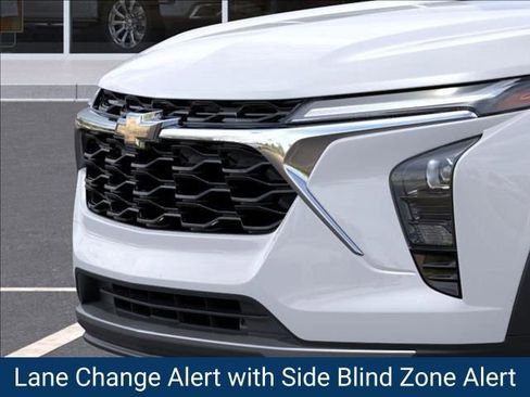 New 2026 Chevrolet Trax LT image 15