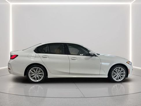 Used 2023 BMW 330i xDrive Sedan w/ Convenience Package AWD/4WD image 7