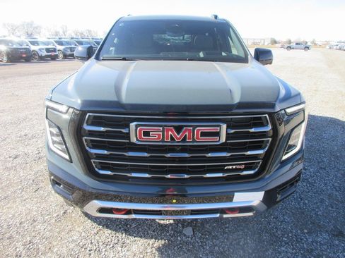 New 2026 GMC Yukon AT4 image 10