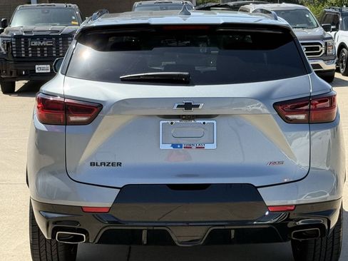 Used 2024 Chevrolet Blazer RS w/ Driver Confidence II Package FWD image 6
